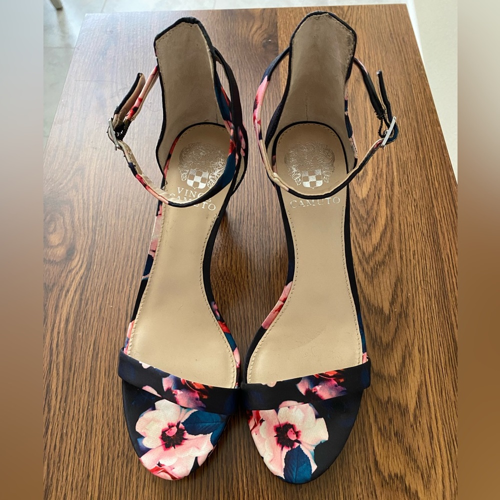 Women’s floral heeled sandals